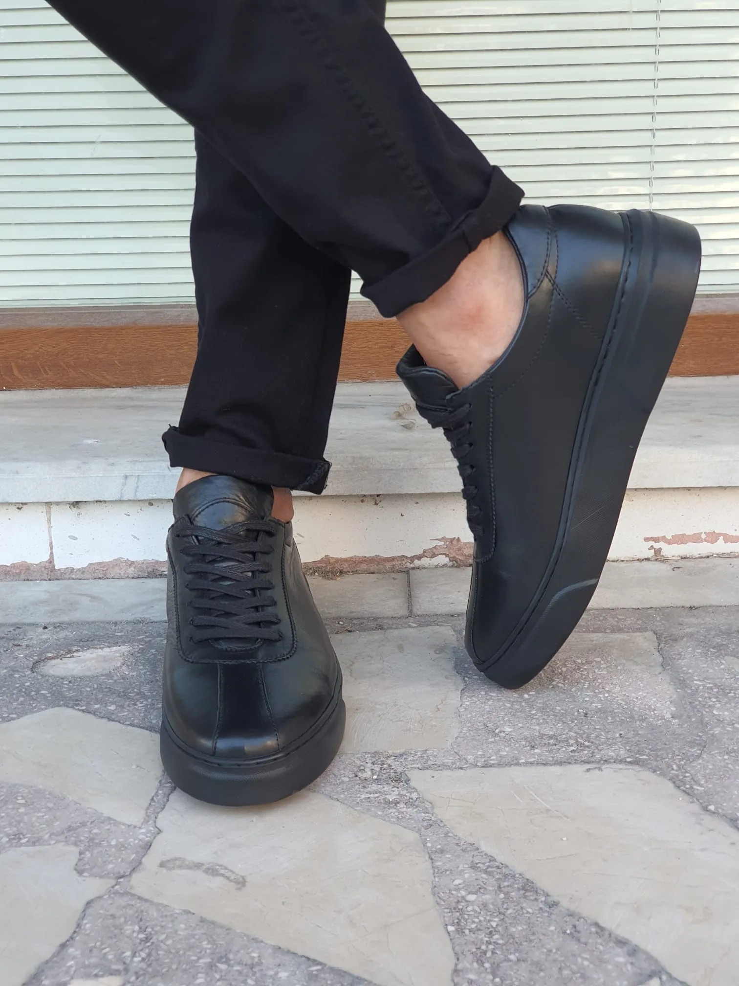 Lucas Sardinelli Eva Sole Black Leather Shoes